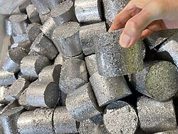 PRAB Metal Briquettes
